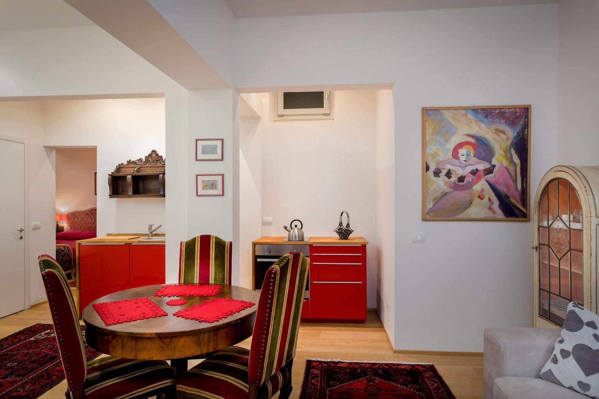 Florence Vintage Apartments Екстер'єр фото